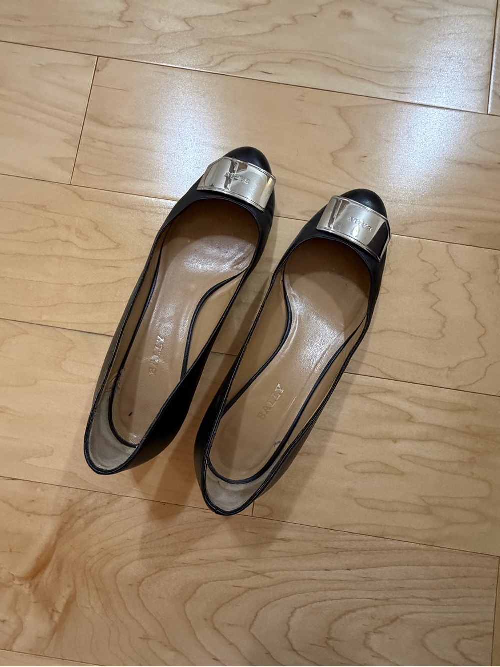 Bally Black Leather Ballet Flats size 39
